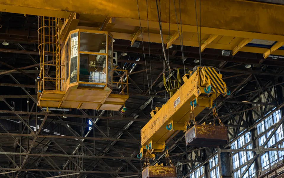Industrial facilities: Tanks, ducts and overhead structures